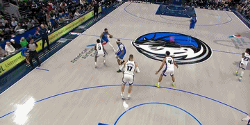 谈球吧(中国)官方网站中锋之殇!MCL三级扭伤!Stein:加福德可能缺席本赛季剩余常规赛