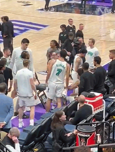 谈球吧体育官网入口贝恩谈与阿尔达马冲突:没什么大不了 我可能做得太过分了