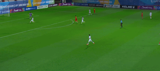 谈球吧体育官网入口备战是否出问题?上村健一赛后谈球员体能|缺乏经验|长传冲吊部署