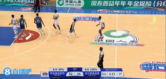 谈球吧苦苦支撑！吴前连续命中三分且三罚全中  连得9分帮球队努力追赶