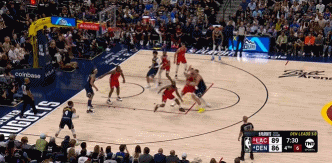 谈球吧🤩威少末节5分钟两个三分+造杀伤🐟️卢挑战断他气势失败